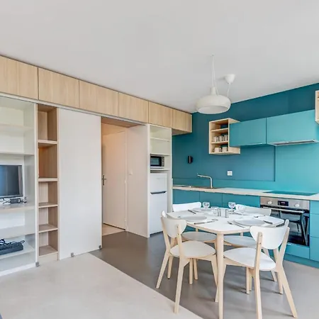 Cyan - Welkeys Apartment